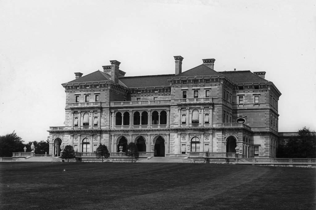 Newport's Breakers Mansion's History